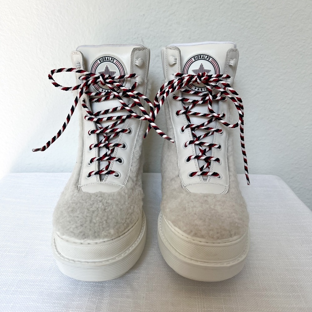 Christian Dior Hike Shearling Lace Up Boots - White - Womens 7 - NWOB - Picture 3 of 8